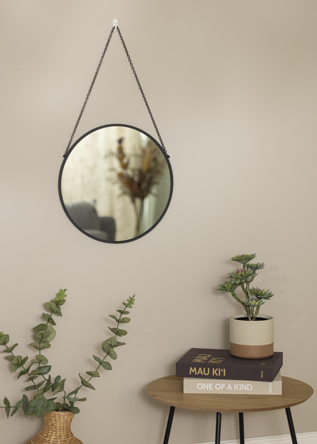 Hier KAILA Runder Spiegel mit Ablage - Schwarz 35x55 cm kaufen 