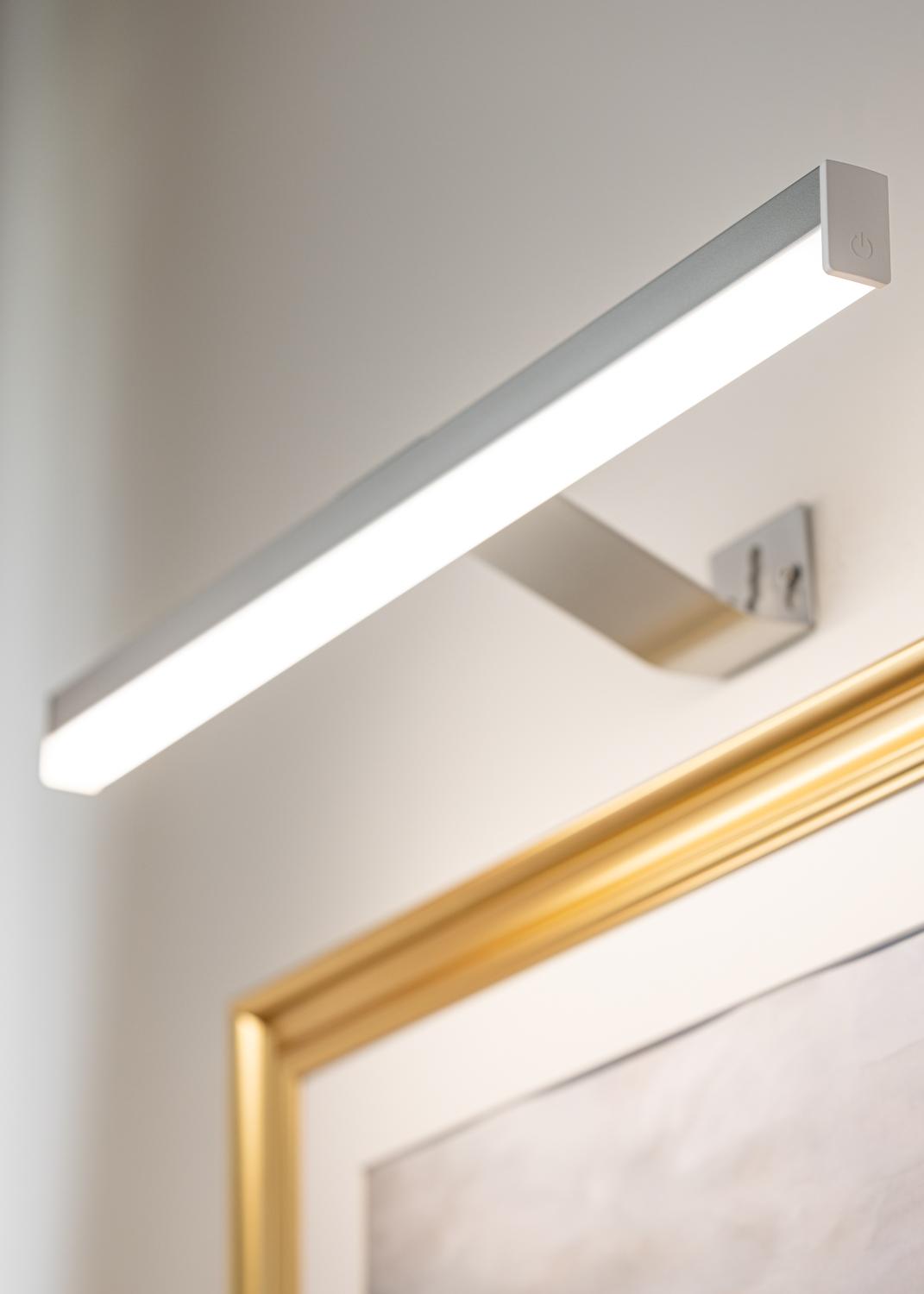 Product Image for KAILA Glow Batteriebetriebene Bilderleuchte 55 cm - Silber